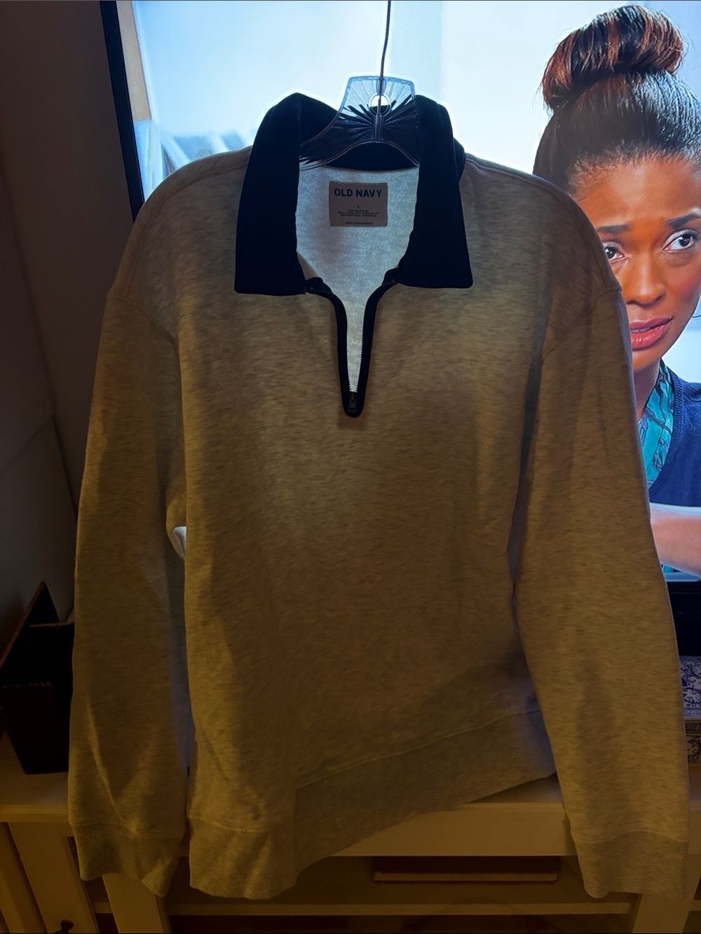 Old Navy Men's Light Heather Gray Pullover with Black Quarter-Zip Collar